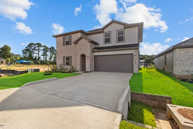 Popular Lake Conroe Area Real Estate