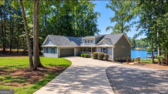 Popular River Lake PL Real Estate
