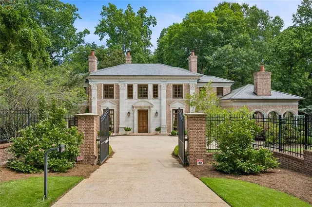 Popular Tuxedo Park Real Estate