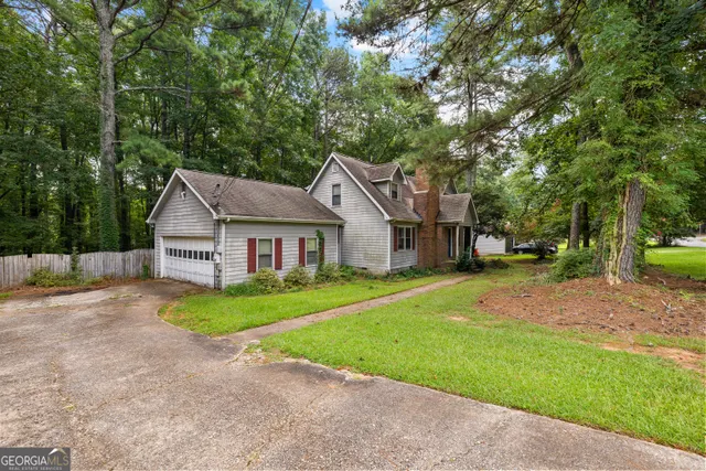 Cheap HIDDEN HOLLOW Real Estate
