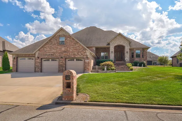 Popular Tuscany Hills Real Estate