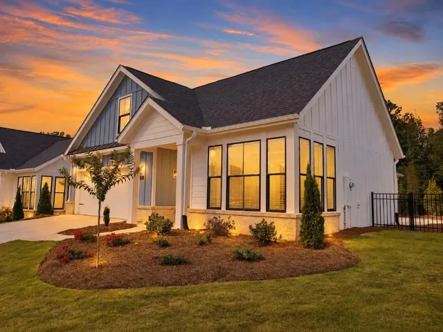 Popular The Courtyards at Redbud Lane Real Estate