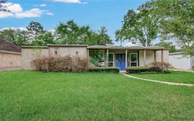 Popular Barkley Circle Sec 02 Real Estate