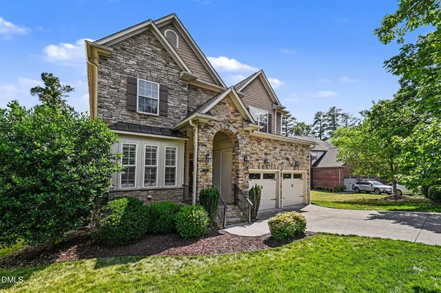 Popular Marena Place Real Estate