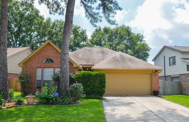 Popular Cranbrook Sec 01 Real Estate