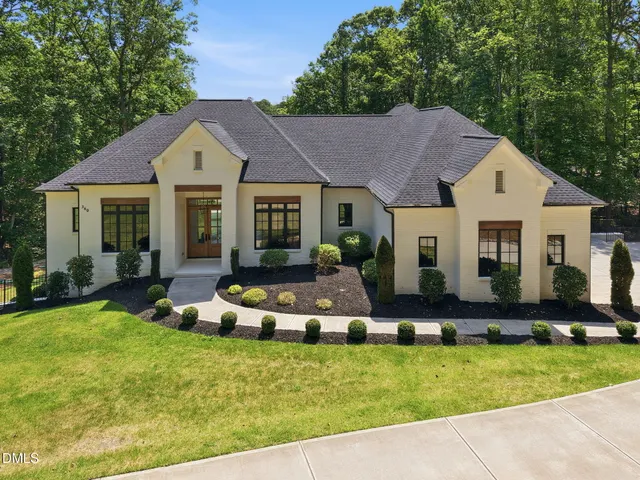 Popular Heritage Pointe Real Estate