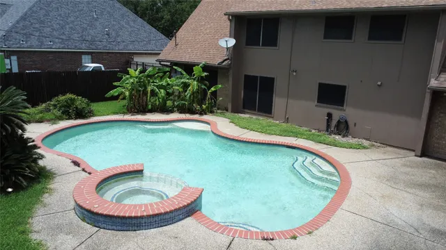 Popular Country Club Oaks Sec 04 Real Estate