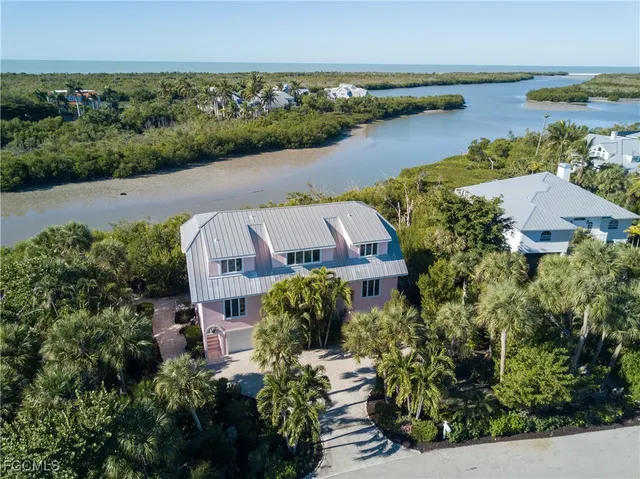 Cheap HERONS LANDINGS I Real Estate
