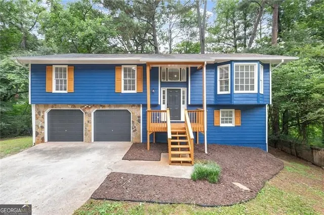 Popular Hearthstone Lake Real Estate
