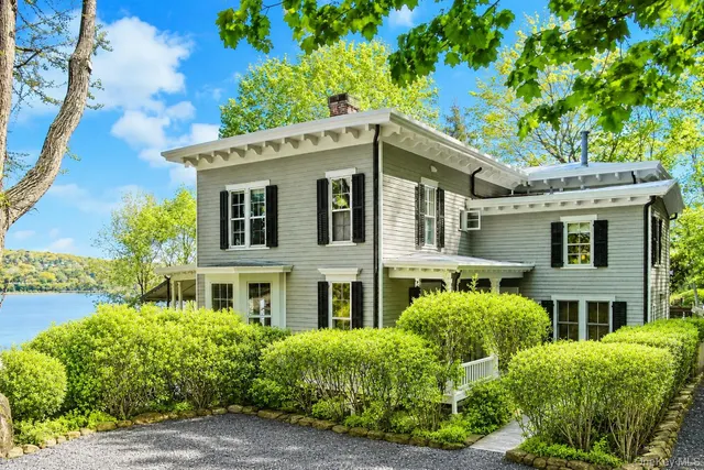 Expensive Palisades Real Estate