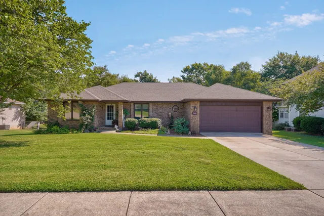 Popular Catalpa East Real Estate