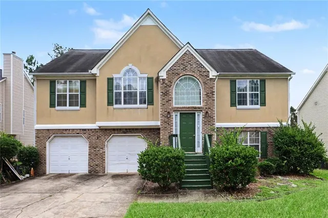 Popular RUNNING CREEK Real Estate