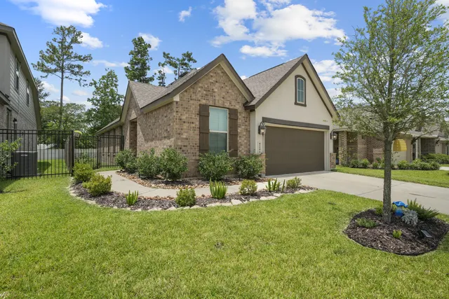 Cheap ROYAL BROOK AT KINGWOOD Real Estate