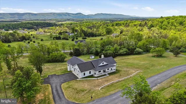 Expensive Maurertown Real Estate