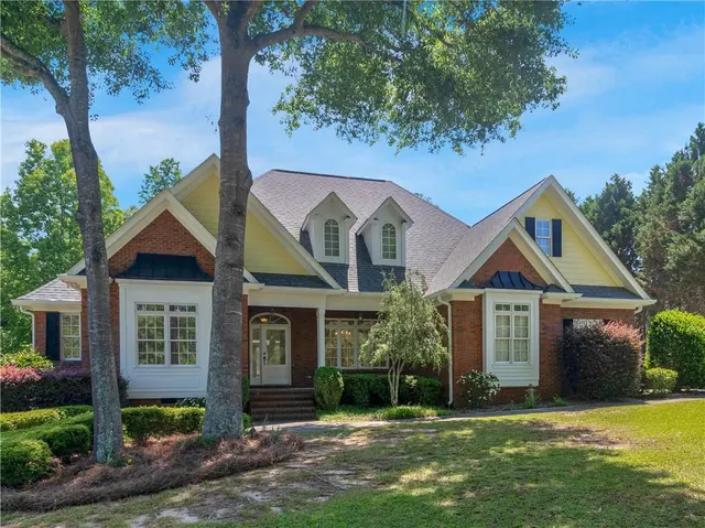 Popular Club Estates Real Estate