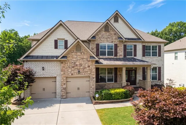 Popular Castleberry Heights Real Estate