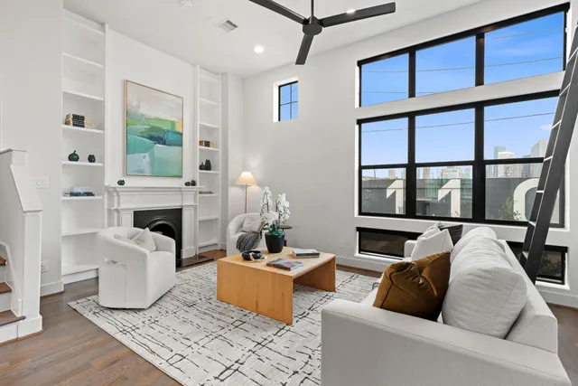 Popular EADO Real Estate