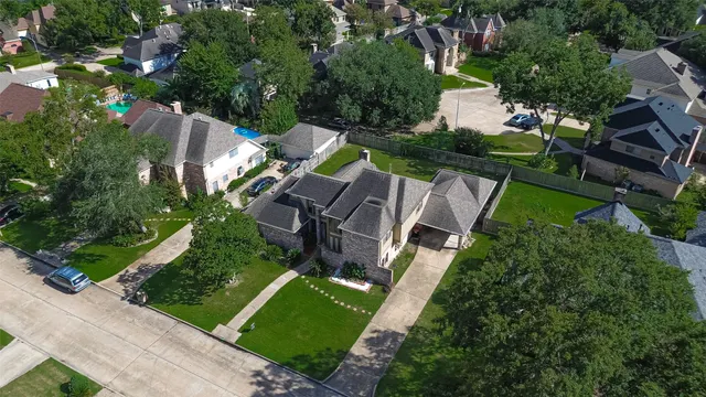Popular Waterford Sec 1 Real Estate