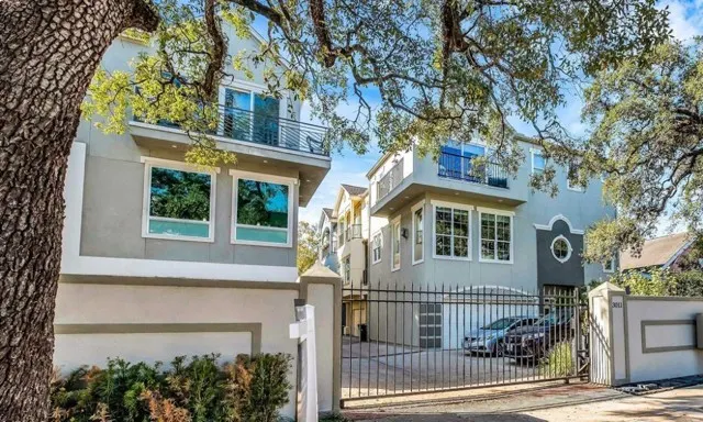 Popular Jabri Oaks Real Estate