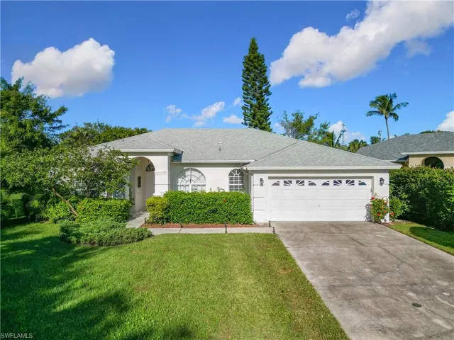 Popular BRIARWOOD Real Estate