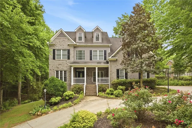 Popular Stone Pond Real Estate