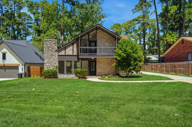 Popular Corinthian Point Real Estate