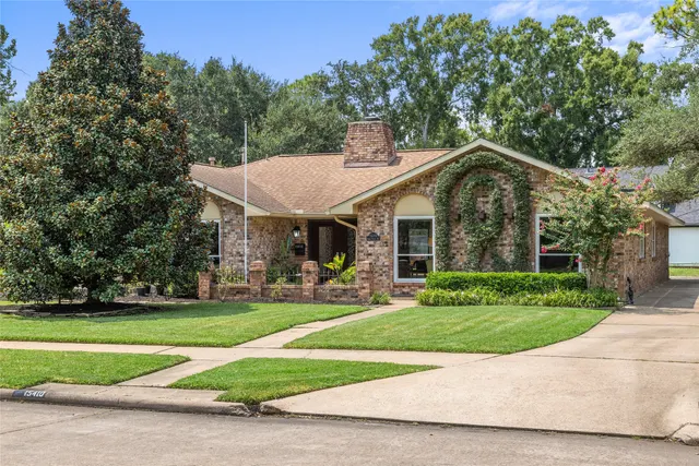 Popular Oakbrook West Sec 02 Real Estate
