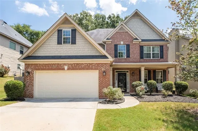 Popular Hightower Landing Real Estate