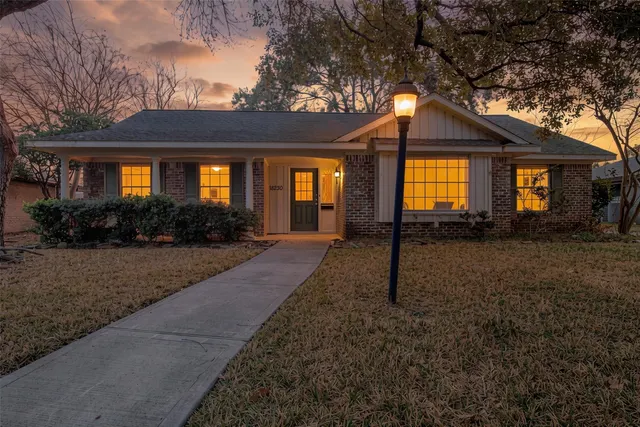 Popular Nassau Bay Sec 01 Real Estate