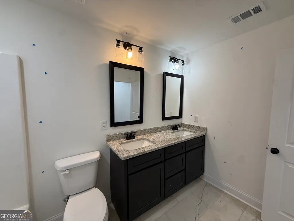 Listing Thumbnail Image 18
