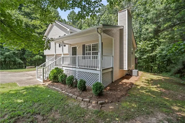 Popular Pointe Silverwood Real Estate