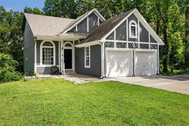 Popular Swope Park Orchard Real Estate