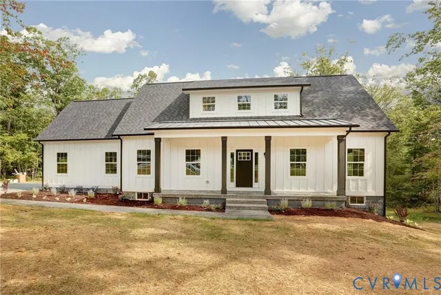 Popular 38 - Louisa Real Estate