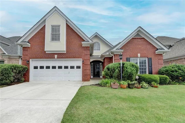Expensive Olde Hickory Village Real Estate