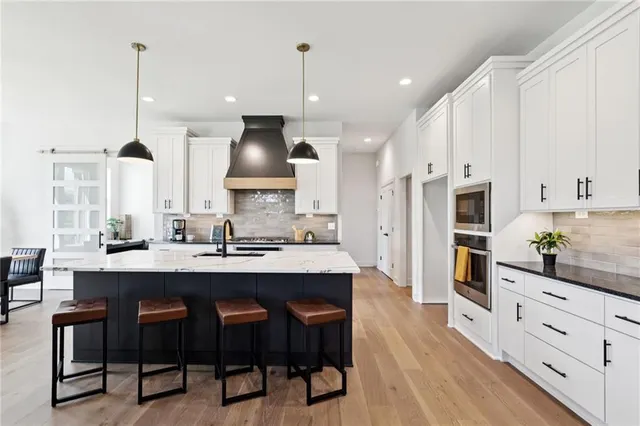Popular Covington Creek Real Estate