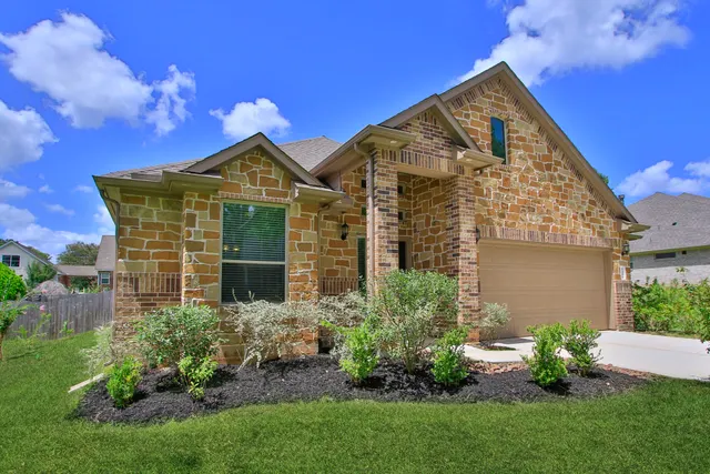 Popular Lake Lorraine Real Estate