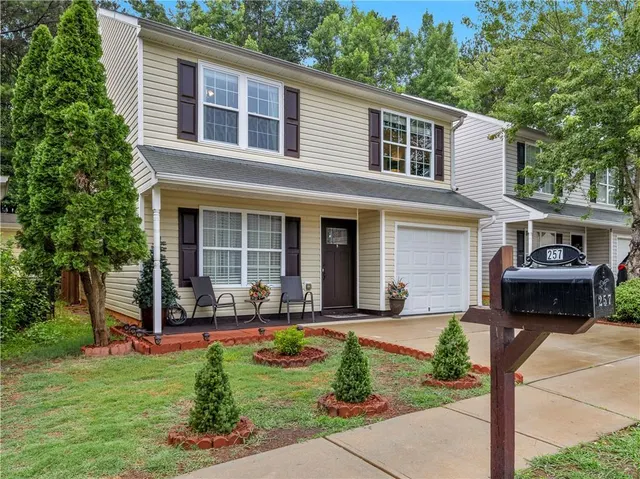 Popular Waterford Commons Real Estate