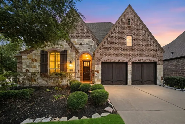 Popular Aliana Real Estate