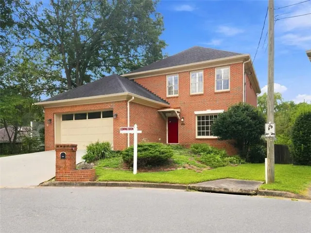 Popular HAMBRICK PLACE Real Estate