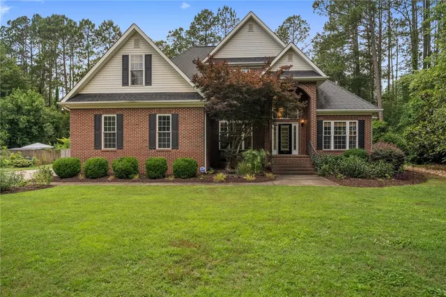 Cheap Cobb's Glen Real Estate