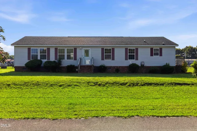 Popular Autumn Winds Real Estate