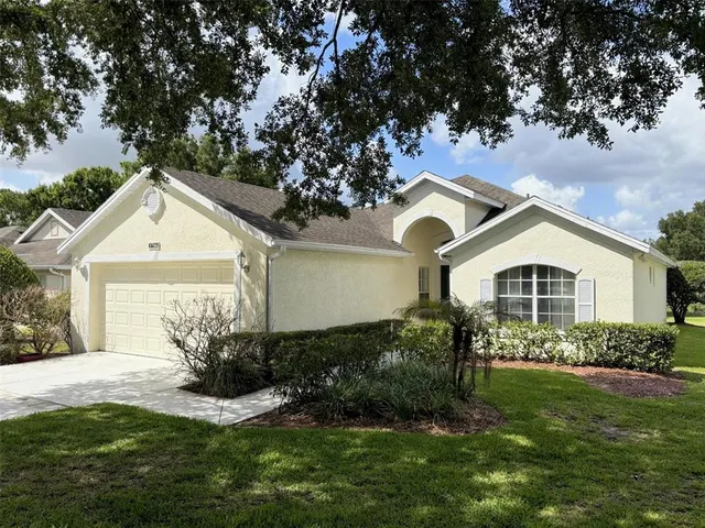 Popular STRATFORD AT KINGS RIDGE Real Estate