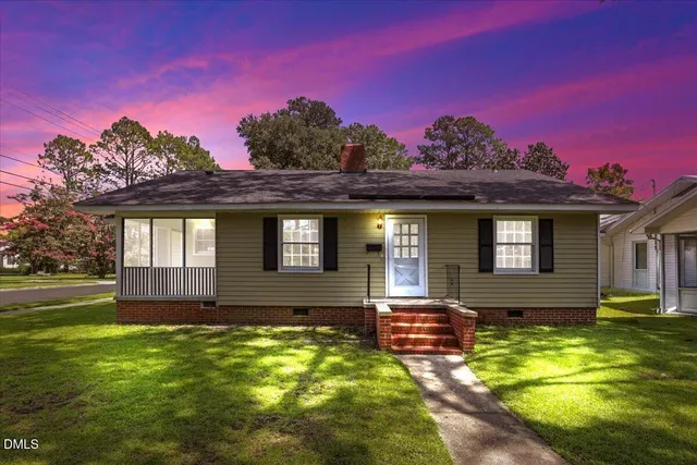 Popular Emma Broome Real Estate