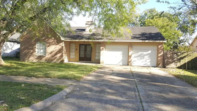 Popular Huntington Village Sec 04 Real Estate