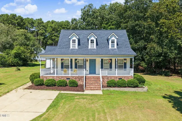 Popular Southwick Farm Real Estate