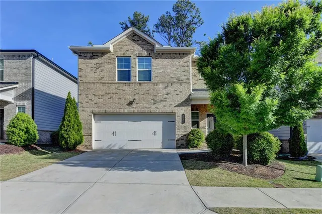 Popular Hamilton Preserve Real Estate