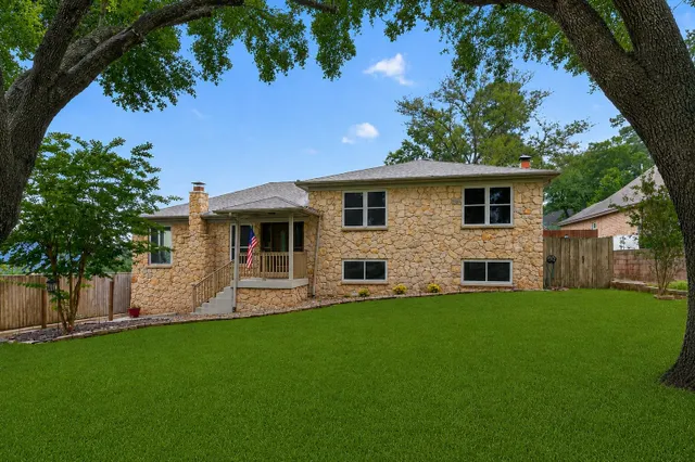 Expensive Tomball Hills Real Estate