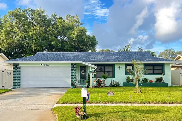 Popular SEMINOLE PINES SUB PH 1 Real Estate
