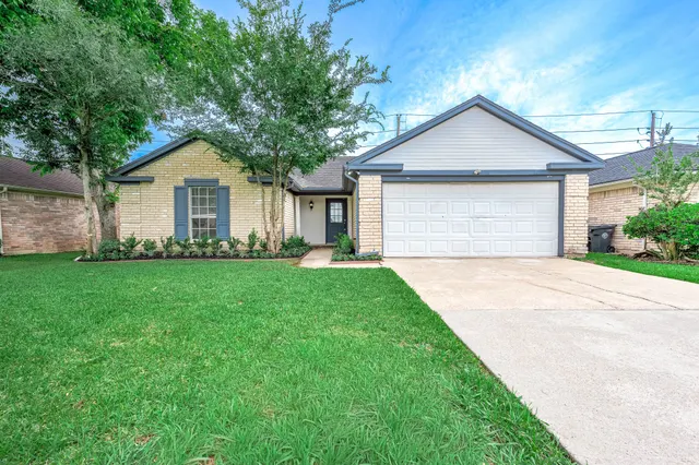 Popular Chimneystone Sec 3 Real Estate