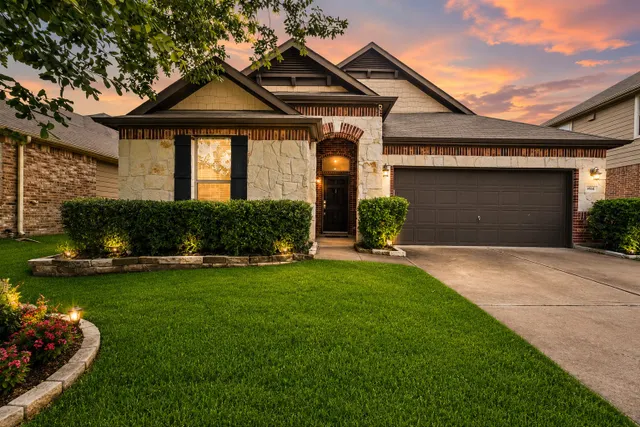 Popular Berkshire Place Sec 5 Real Estate